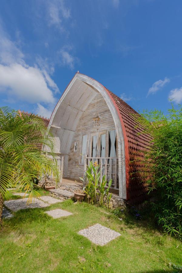 The Mel Huts Village de vacances