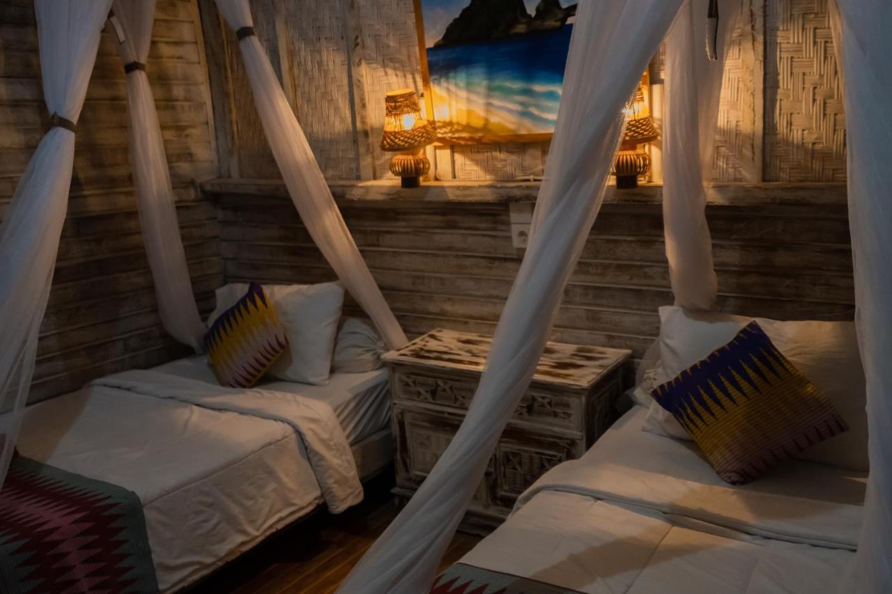 हॉलिडे पार्क The Mel Huts